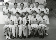 Oldbury - Rood End Juniors  (1957)