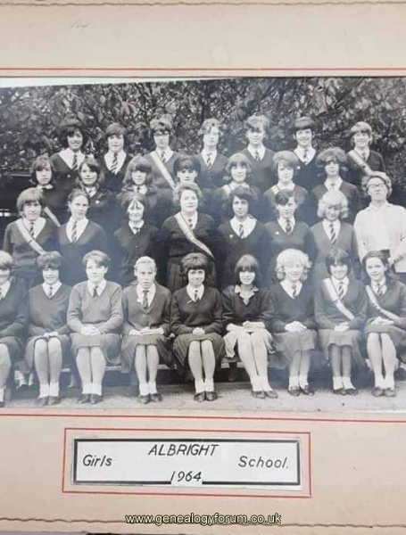 Oldbury - Albright Senior Girls 1964/5