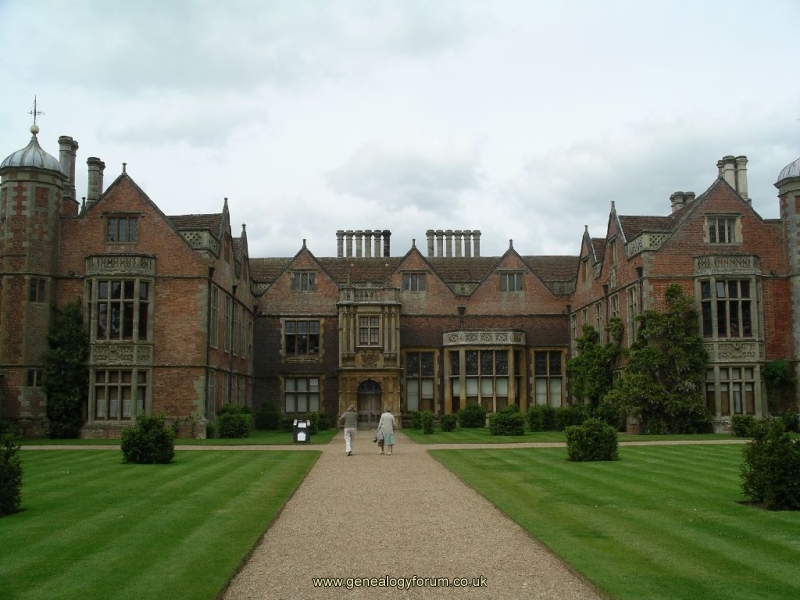 Warwick -  Charlecote Park (National Trust)