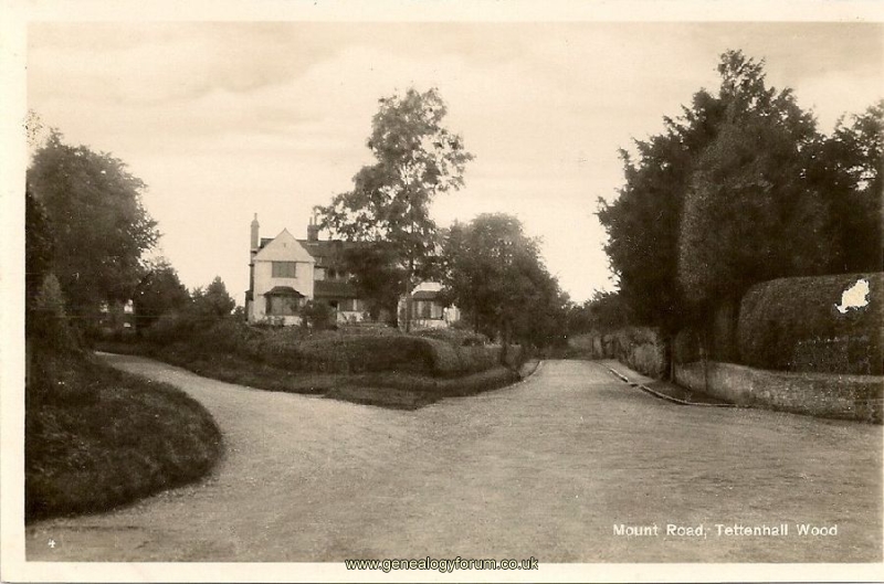 009d Tettenhall - Mount Road..going towards the Mount Hotel