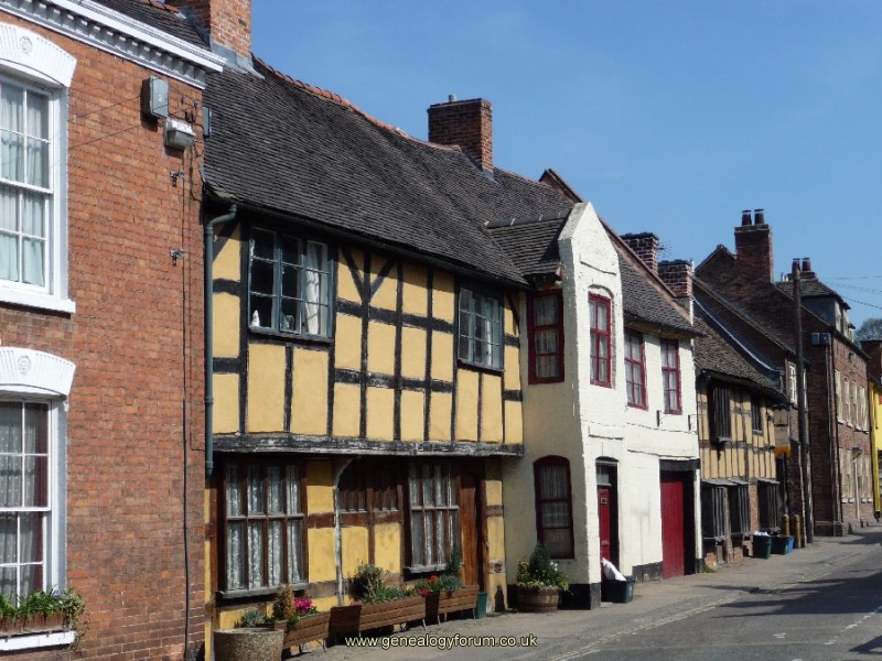 005aa Kinver - High Street