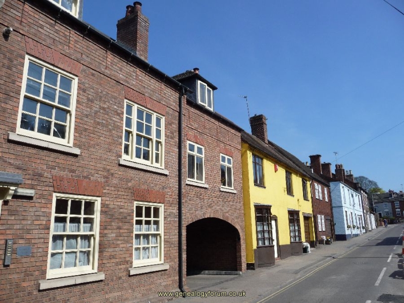 005aa Kinver - High Street