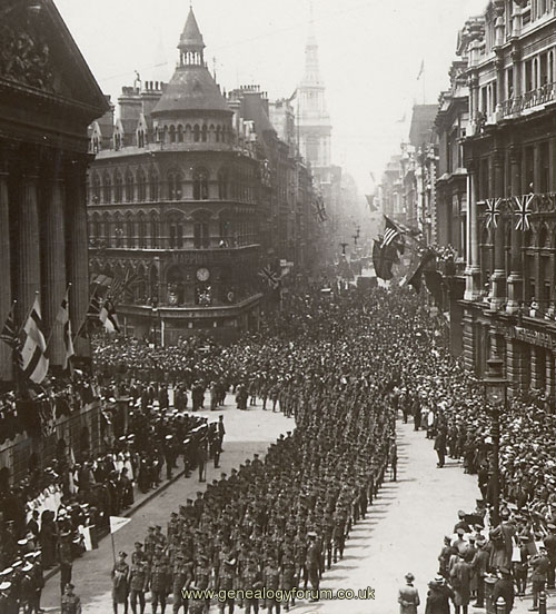 20thlondonparade sm.jpg