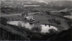 007b Oldbury - Edale house and lake