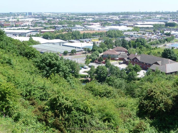007b Oldbury - Edale house and lake (today)