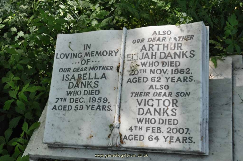 Danks - Arthur, Isabella & son Victor