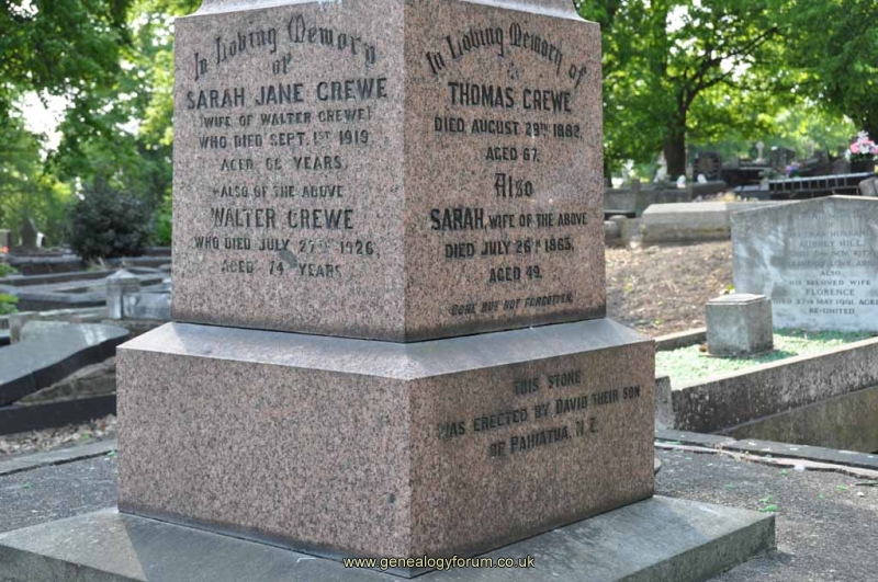 Crewe 1 - Thomas, Sarah & Walter, Sarah Jane