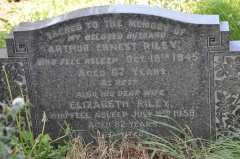 Riley - Arthur, Elizabeth