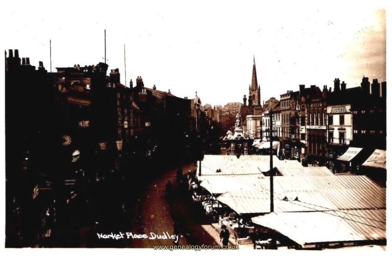 003e Dudley - Market Place 1920's?