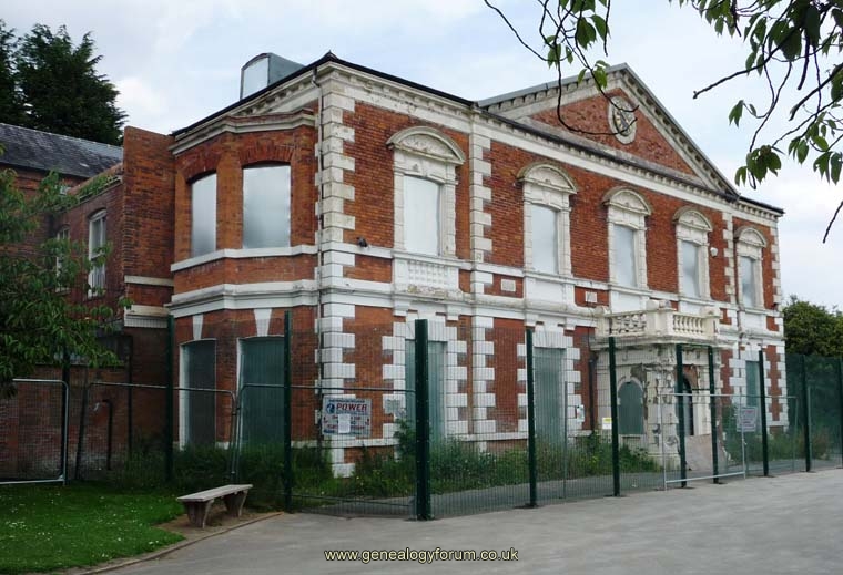 (17) Lightwoods House