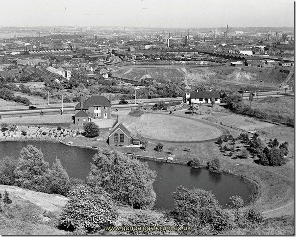 007a - Oldbury (from Bury Hill Park)