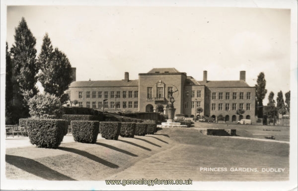 003b Dudley - Princess Gardens