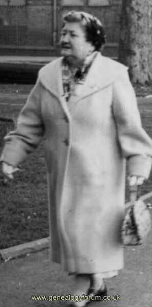 Janet Eliza Troman b1888 Rowley Regis