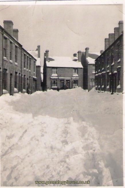 Edgar & Edith Haynes - Bank Street, Old Hill