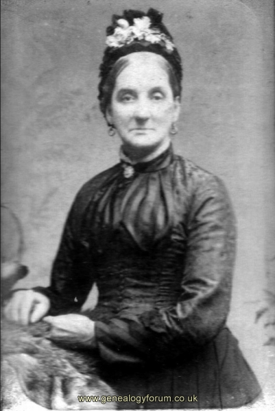 1a- Emma Dodd nee Whittaker 1838-1904. Photograph taken Hanley, Staffordshire abt 1900