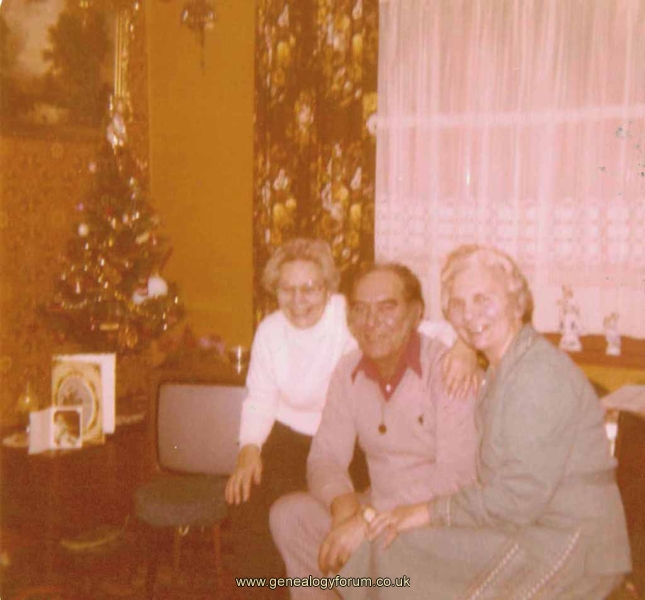 Marrianne, Dennis and Amy Kendall