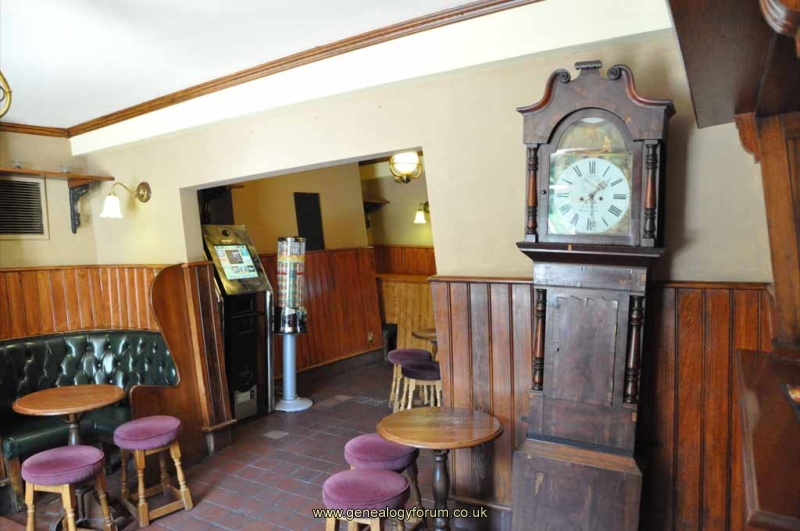 Lower Gornal - 'The Crooked House' (interior 2012)