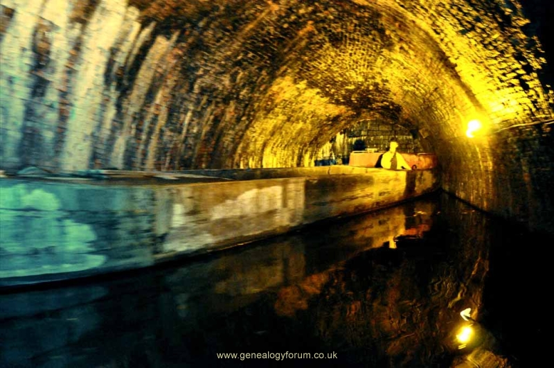 Dudley Canal Tour - Tunnels  (2012)