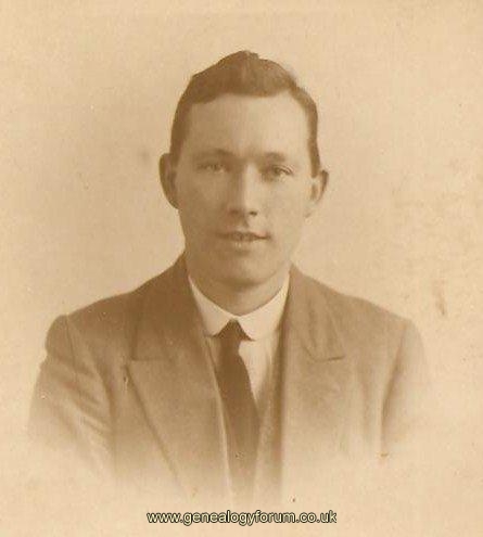 1b - Hellard Charles William born 1893 Tiverton Devon