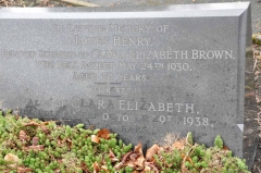 Brown - James, Clara