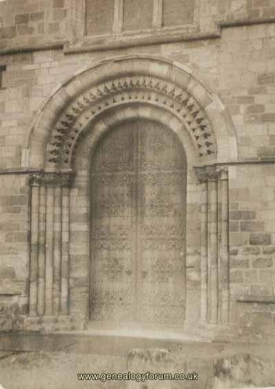 004a Halesowen - Church (West Door) c1920