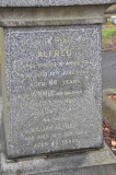 Hill 1 - Alfred, Annie & son William Alfred