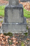 Hollies 1 - Gertrude & son Leonard