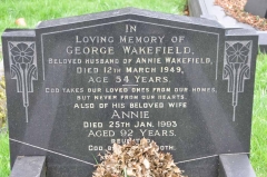 Wakefield - George, Annie