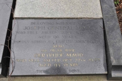 Mole - Joseph, Gertrude