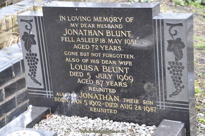 Blunt - Jonathan, Louisa & son Jonathan