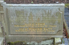 Butt - William, Louie (Harbach) & son William jnr