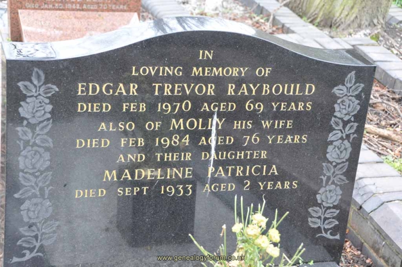 Raybould - Edgar, Molly & dau Madeline