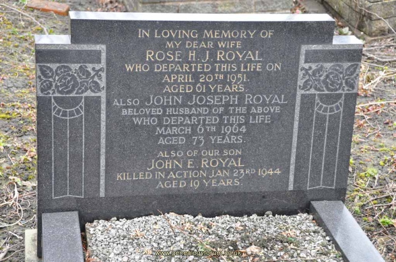 Royal - John, Rose & son John KIA