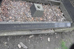 Handy 1 - Herbert