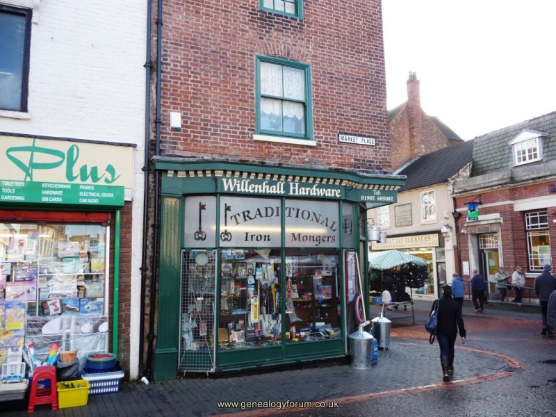 Willenhall - Traditional Hardware Shop 2009