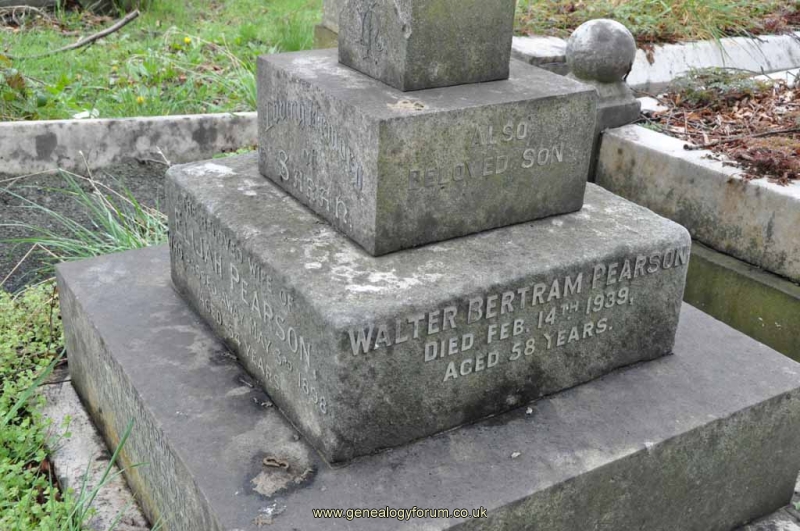Pearson - Elijah, Sarah & son Walter Bertram