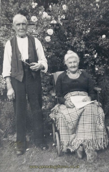 Mary H WHILE b1874 and husband Edward H Willetts