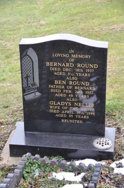 Round - Ben, Gladys & son Bernard