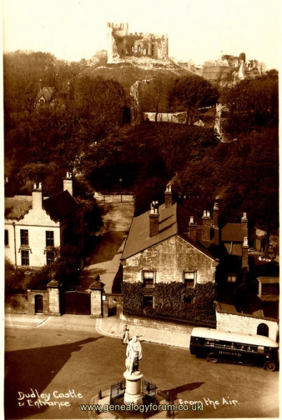 003c  Dudley Castle from the air C1920