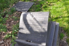 Evans - Louisa, son Richard, Mary Ann & their dau May