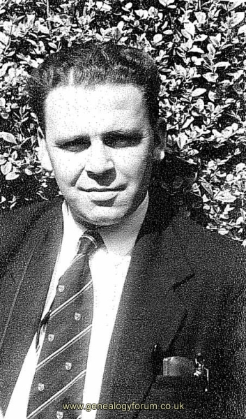 Ron Willetts (1927 - 1974) son of Issachar and Agnes Willetts -  see page 3