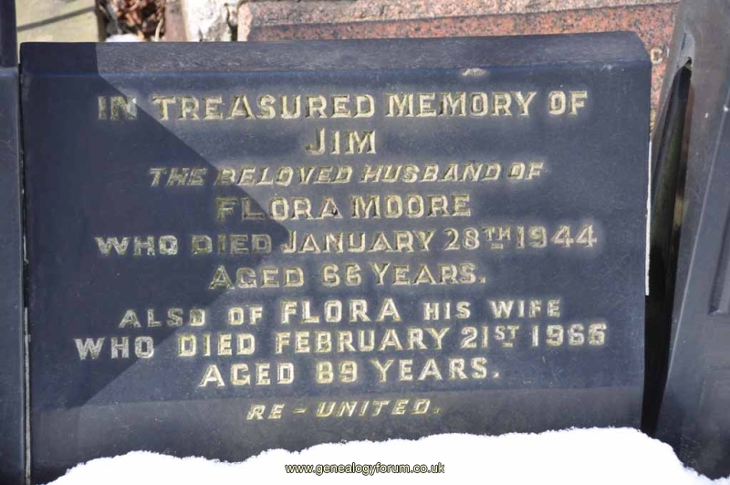 Moore - John, Flora