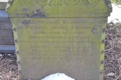Saunders - Thomas James