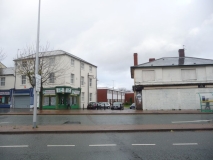 007b Oldbury -  Bricked-up Perrott Arms on Flash Road, seen from former New Street (2009)