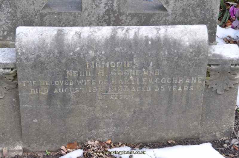 Cochrane - Nell (wife of Hartley)