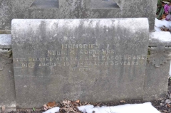 Cochrane - Nell (wife of Hartley)