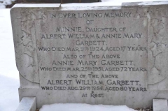 Garbett - Albert William, Annie Mary & daug Minnie