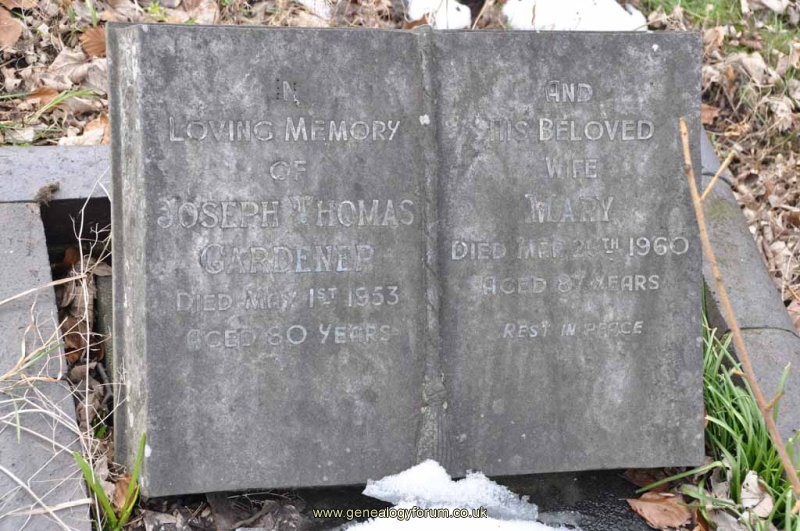 Gardener - John Thomas, Mary