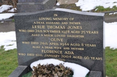 Jones - Leslie Thomas, Florence Ada & dau Olive