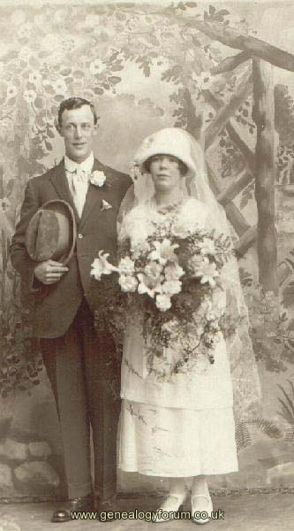 Arthur John Adams & wife Minnie (Raybould)